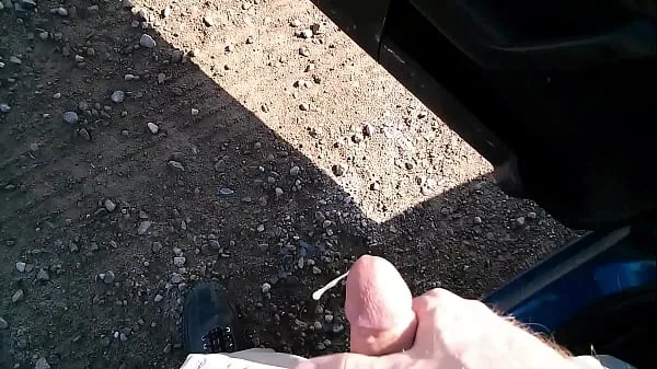 新鮮な car jerk off then cum on the road メガ クリップ