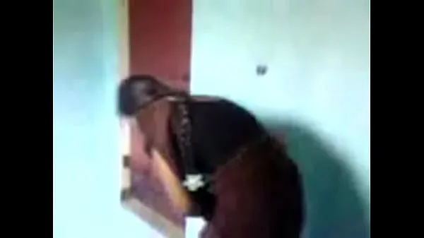 Friske Tamil girl show her pussy to her boss mega klip