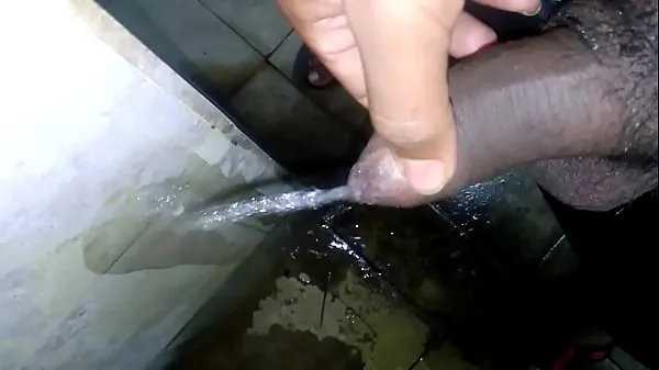 คลิปสดMy dick while doing peeขนาดใหญ่