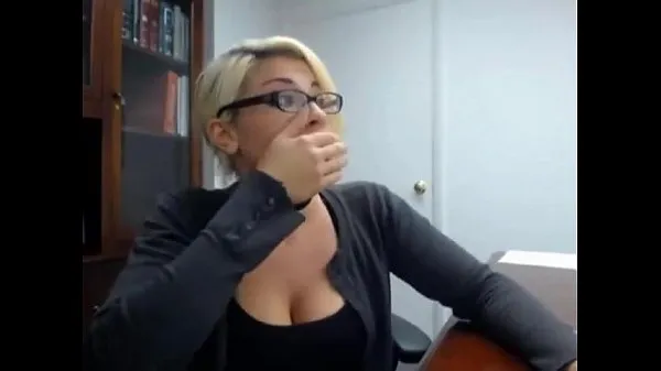 Φρέσκα secretary caught masturbating - full video at girlswithcam666.tk mega κλιπ