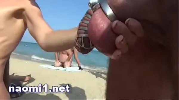 Friss piss and multi cum on a swinger beach cap d'agde mega klipek