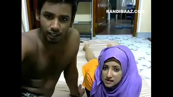 Tuoreet muslim indian couple Riyazeth n Rizna private Show 3 megaleikkeet