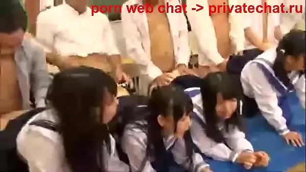Nuovi yaponskie shkolnicy polzuyuschiesya gruppovoi seks v klasse v seredine dnya (1mega clip