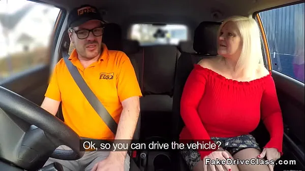 Färska Huge tits granny bangs driving instructor megaklipp