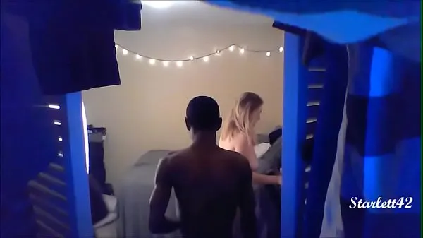 Sveži Roommate Hidden Cam Catches Hot Swinger Action mega posnetki