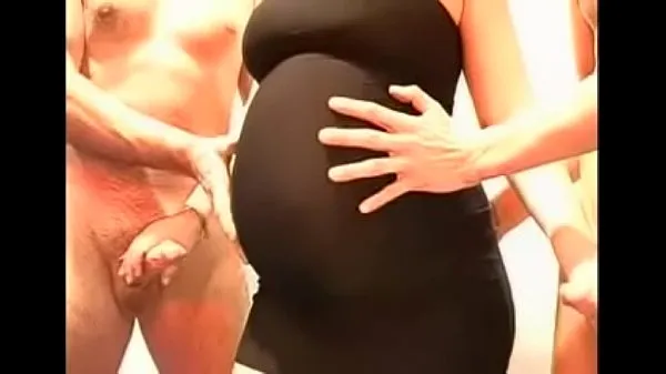 Friske Pregnant in black dress gangbang mega klip