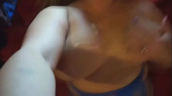 My friend's big ass mature mom sends me this video. See it and download it in full here Klip mega baru