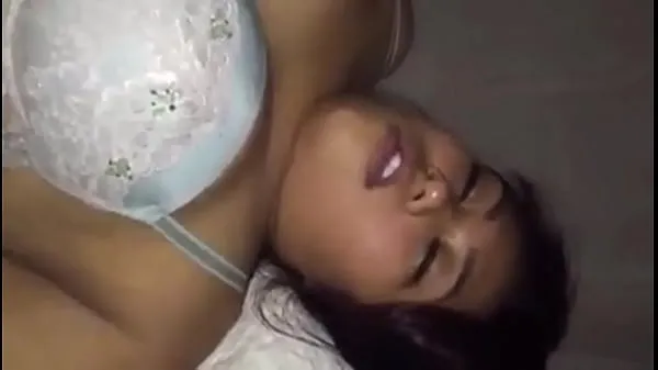 Some moans when she is penetrated clip lớn mới