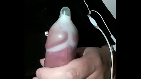 huge cum in condom clip lớn mới