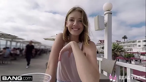 Tuoreet Real Teens - Teen POV pussy play in public megaleikkeet