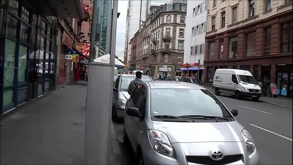 Frische Rotlichtviertel in der Taunusstraße Frankfurt Deutschland Mega-Clips