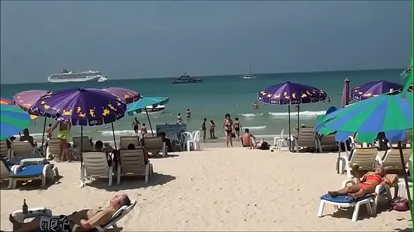 Nuovi Patong Beach Phuket Tailandiamega clip