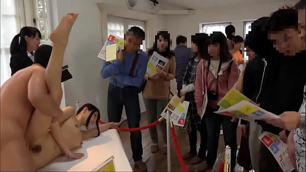 Frische Fucking Japanese Teens bei der Art Show Mega-Clips