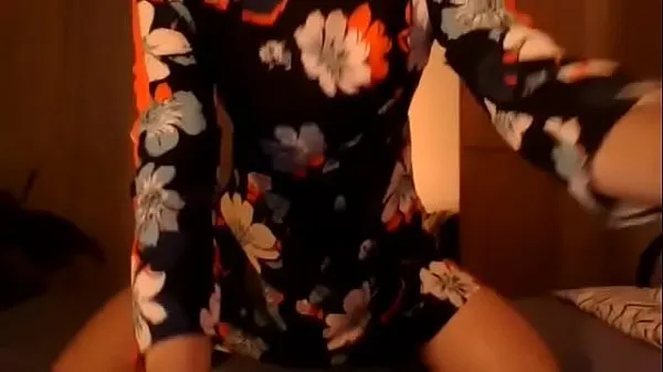 Свежие Crossdresser in cute flower dress having some webcam fun мегаклипы