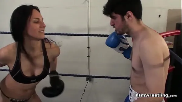 Nové Femdom Boxing Beatdown of a Wimp mega klipy