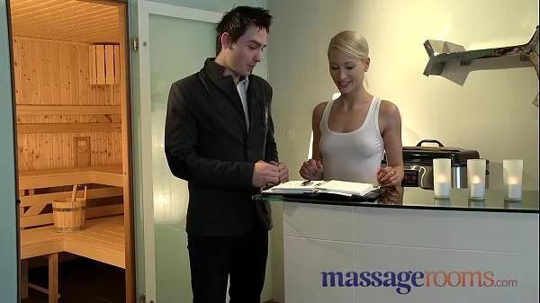 Färska Massage Rooms Uma rims guy before squirting and pleasuring another megaklipp