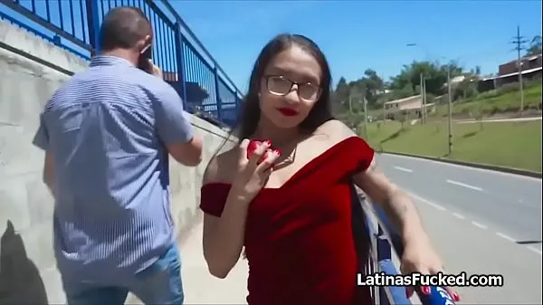 Friske Latina amateur in glasses cocked hard mega klip