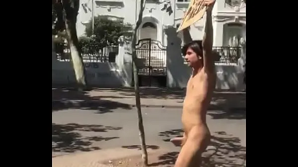 Tuoreet naked street megaleikkeet