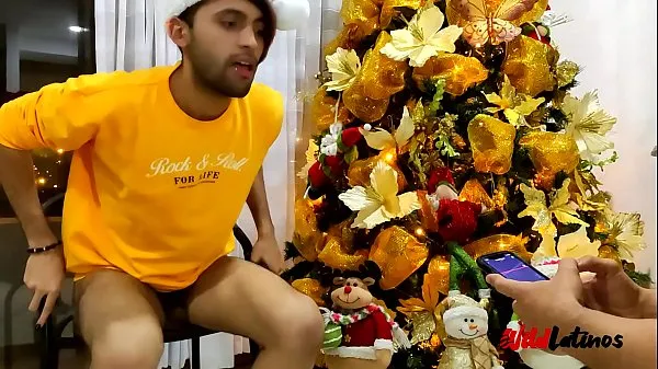 Meu presente de Natal para um fã foi dar a ele o controle do meu vibrador até eu gozar mega clipes recentes