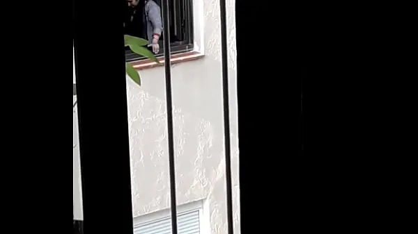 Frische Nackter Nachbar auf dem Balkon Mega-Clips