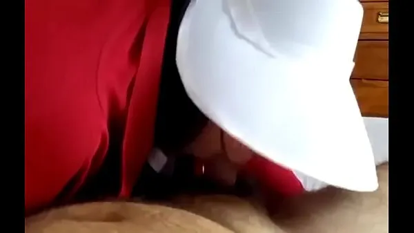 Latina handsmaid sucking her commander's cock clip lớn mới