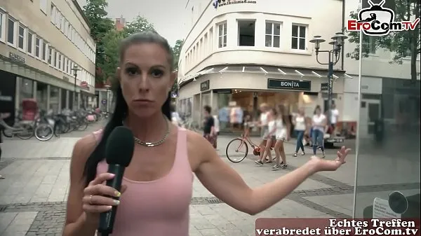 Friske German milf pick up guy at street casting for fuck mega klip