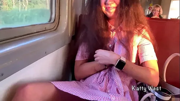تازہ the girl 18 yo showed her panties on the train and jerked off a dick to a stranger in public میگا کلپس