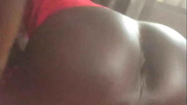 Friske Ebony Ladyboy shows ass nude mega klip