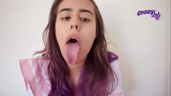 Ahegao con su larga lengua megaclips nuevos