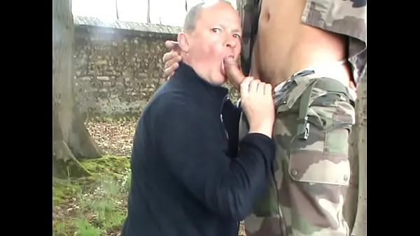 Blowjob for Julien the soldier megaclips nuevos