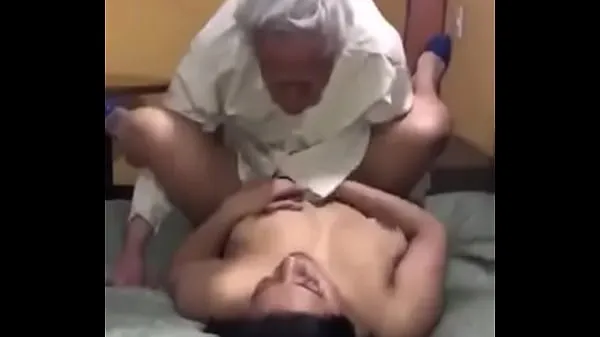 Sasur fucked bahu infront of her clip lớn mới