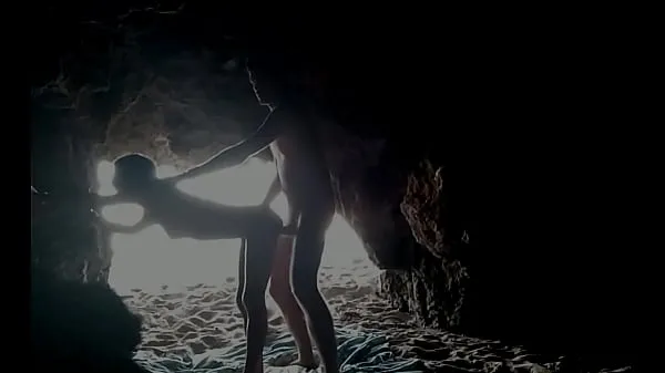 ताज़ा At the beach, hidden inside the cave मेगा क्लिप्स