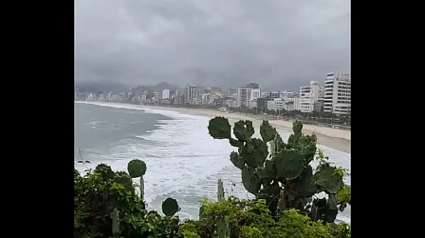 Свежие ПОДАРОЧНЫЙ ПИСЬ НА ПЛЯЖЕ IPANEMA мегаклипы