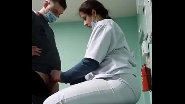 Nye Nurse giving to married guy megaklipp