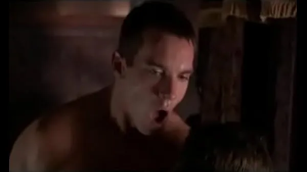 Nuovi Jonathan Rhys Meyers si masturba sul suo compagno di Pooftermega clip