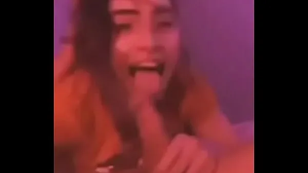 Meli Arevalo loves to suck a big dick 1/2 Klip mega baharu