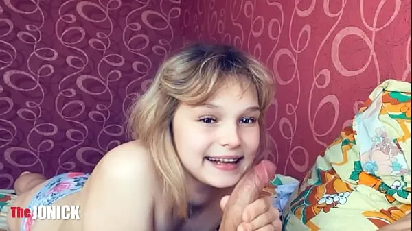 Nové Naughty Stepdaughter gives blowjob to her / cum in mouth mega klipy