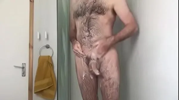 step-daddy taking a shower مقاطع ضخمة جديدة