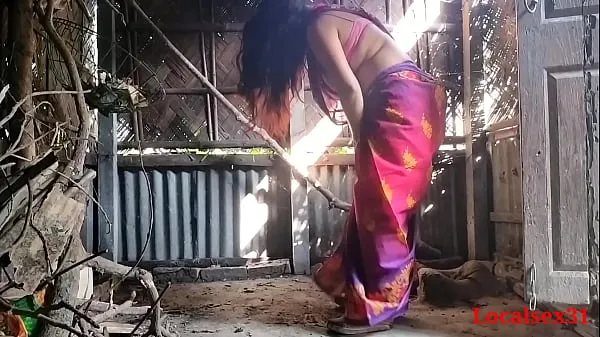 ताज़ा Village wife doggy style Fuck In outdoor ( Official Video By Localsex31 मेगा क्लिप्स