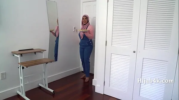 Nye Corrupting My Chubby Hijab Wearing StepNiece megaklipp