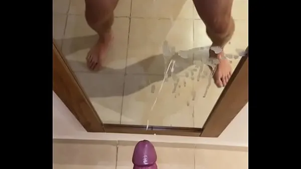 Sexy Huge Cumshot on Mirror mega clipes recentes