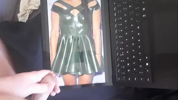 新鲜的 Heather Watson Green Dress Cum Tribute 超级夹子