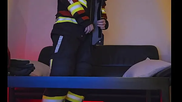 Bombero hetero convencido megaclips nuevos