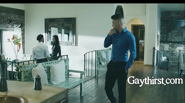 Nové Straight Husband Fucks Gay Real Estate Agent mega klipy
