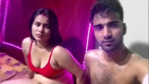 Świeże College couple Indian sex video mega klipy