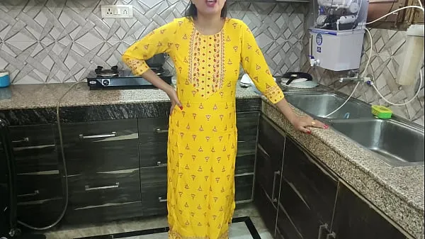 Yeni Desi bhabhi was washing dishes in kitchen then her brother in law came and said bhabhi aapka chut chahiye kya dogi hindi audio mega Klip