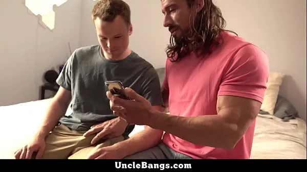 Lucky Stepson Learns Everything About Gay Sex from His Daddy - Unclebangs megaclips nuevos